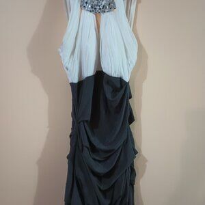 CITY STUDIO BLACK AND WHITE  SEQUINED  COLLAR